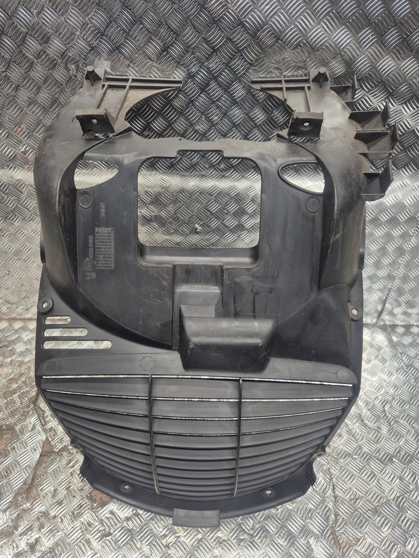Grille de radiateur YAMAHA 125 X-MAX 2006-2009