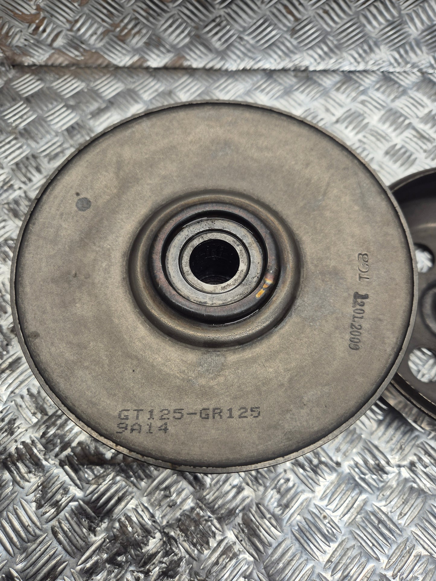 Embrayage PEUGEOT 125 SATELIS 2007-2011