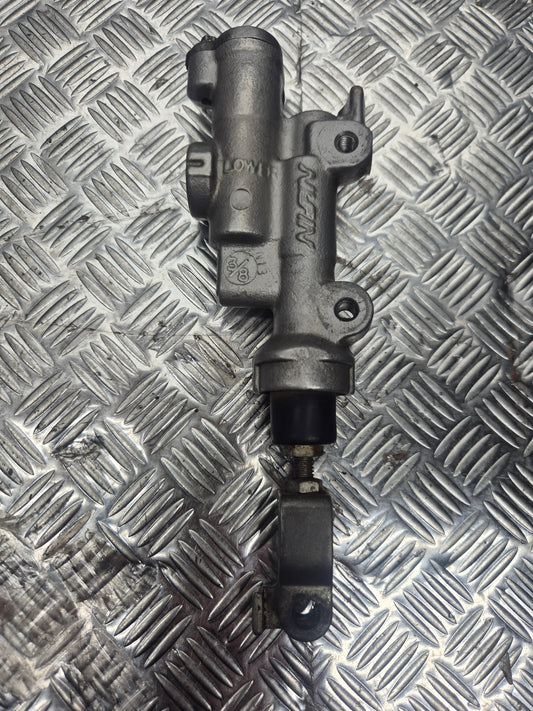 Maitre cylindre de frein arrière HONDA 250 450 CRF 2004-2009