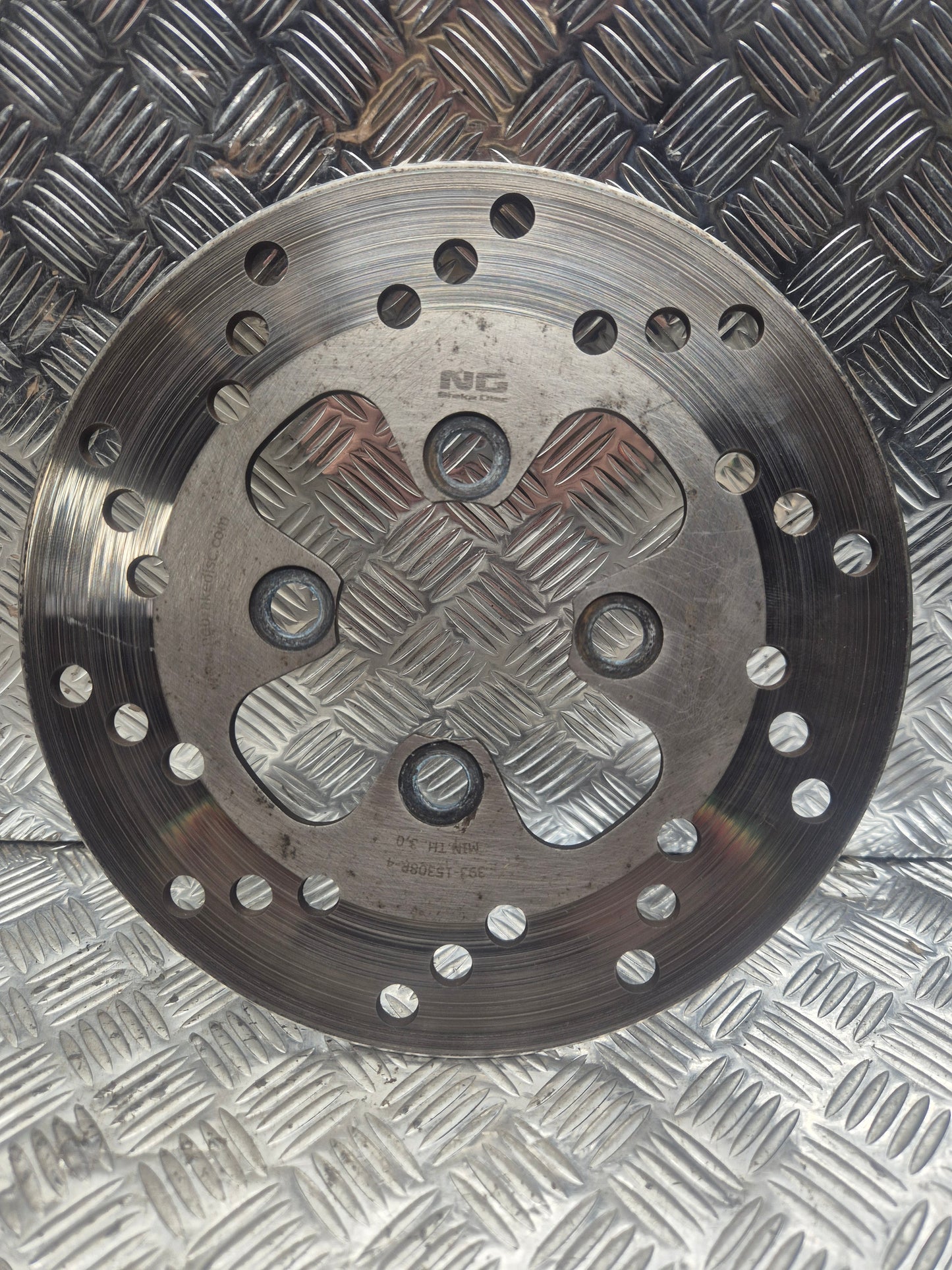 Disque de frein avant NG MBK BOOSTER YAMAHA BW'S 2004-2017