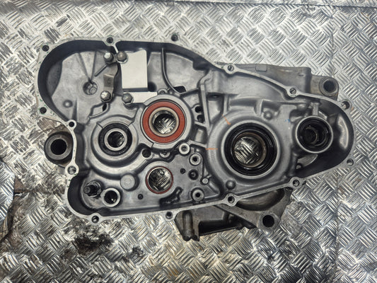 Carter moteur droit HONDA 450 CRF 2009-2012