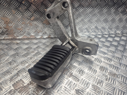 Platine Repose pied arrière gauche KAWASAKI 1000 GTR 1986-1993 ZGT00A