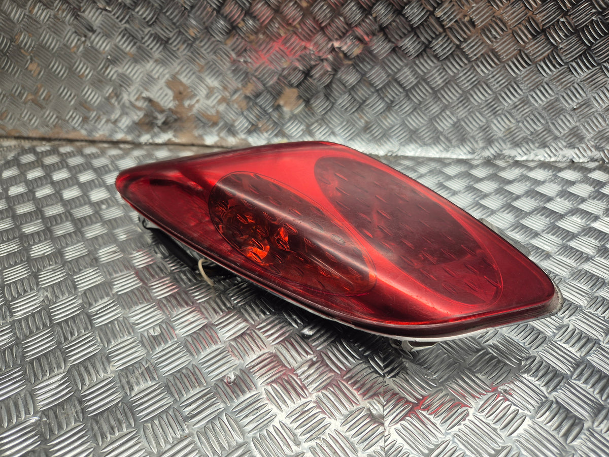 Feu arrière gauche YAMAHA 125 X-MAX 2006-2009