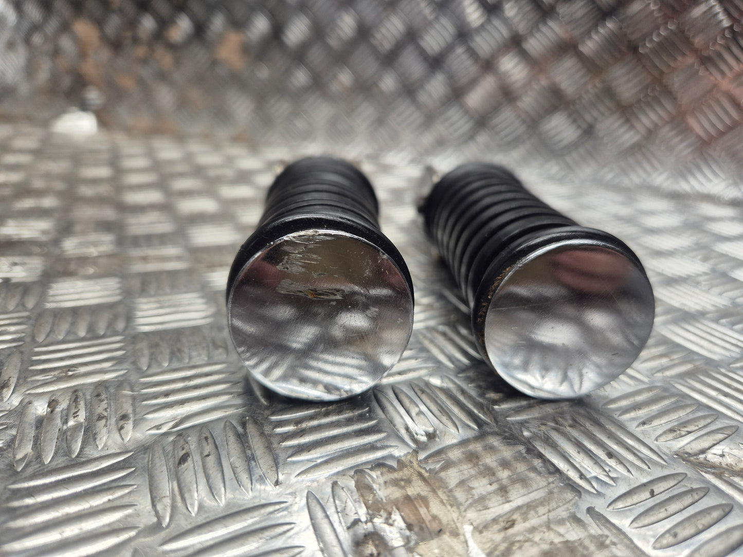 Repose Pieds arrière YAMAHA 535 VIRAGO 1989