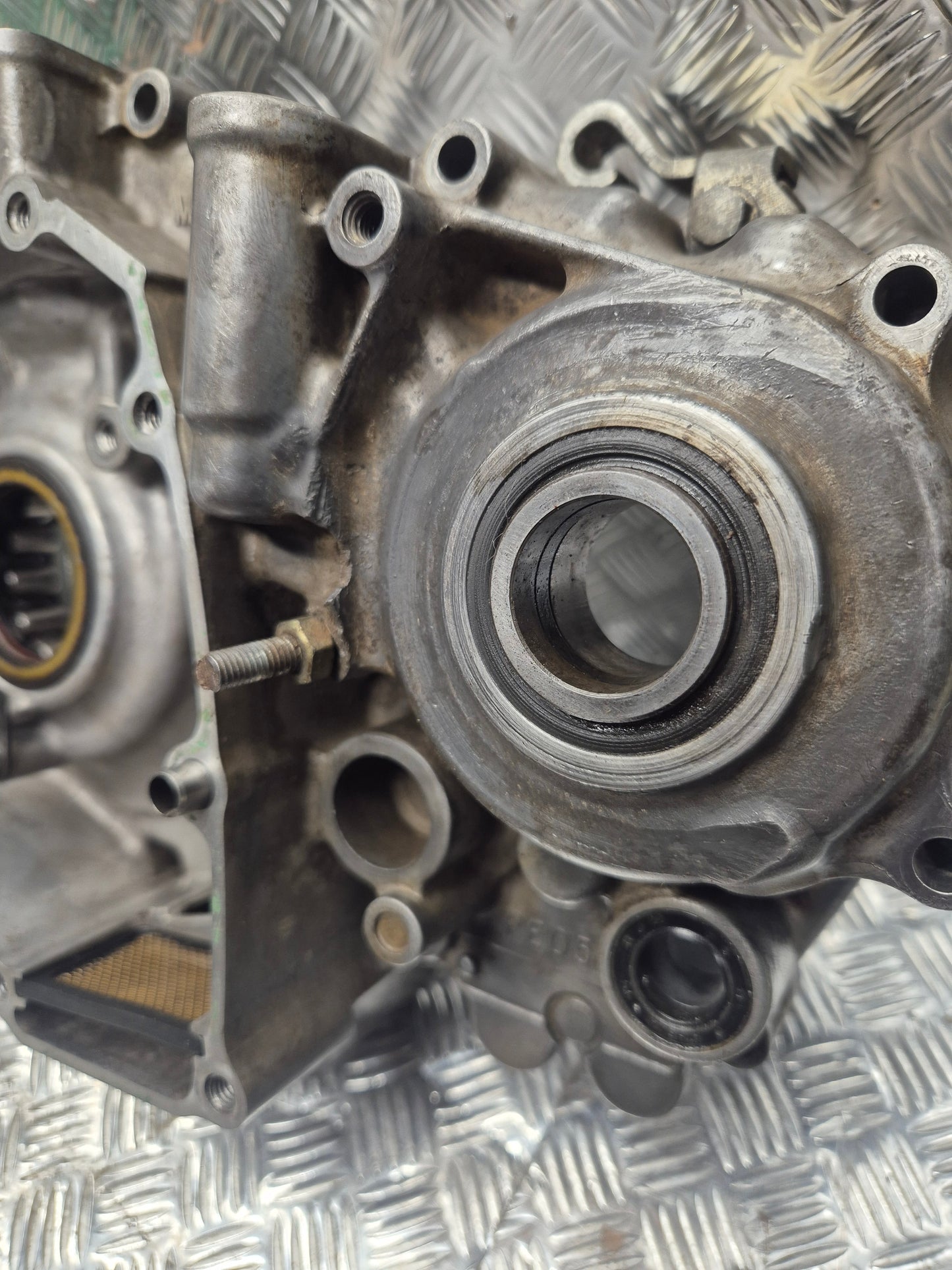 Carter moteur gauche HONDA 450 CRF 2009-2012