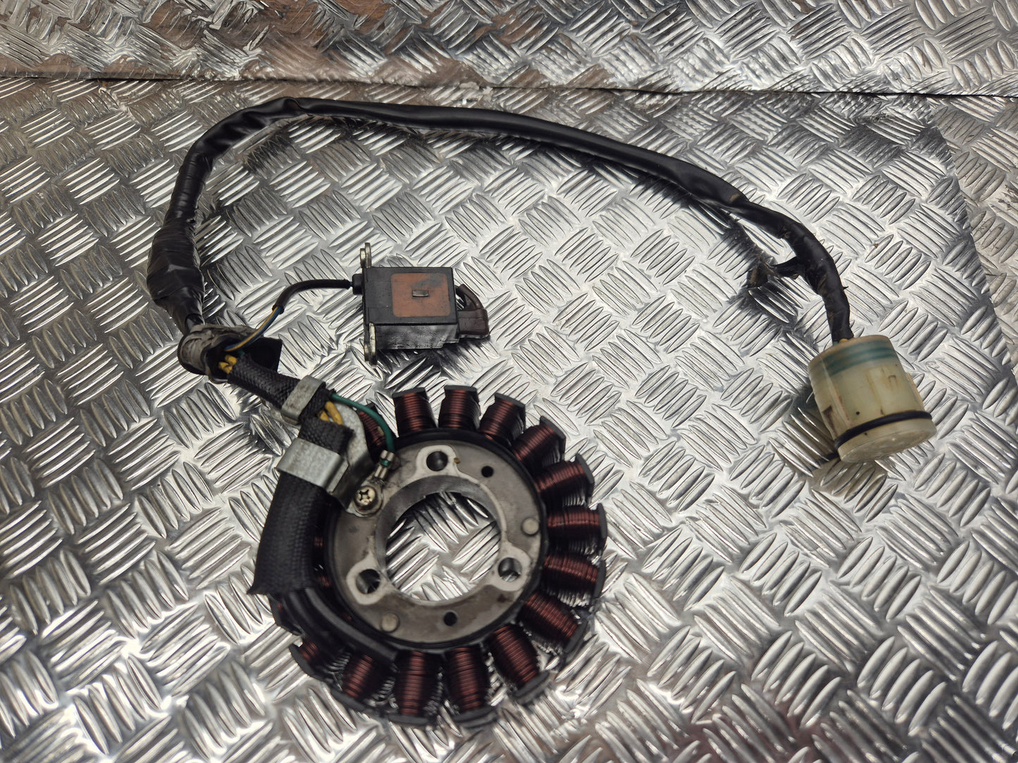 Stator d'allumage HONDA FOURTRAX 350 RANCHER 4X4 2004-2006