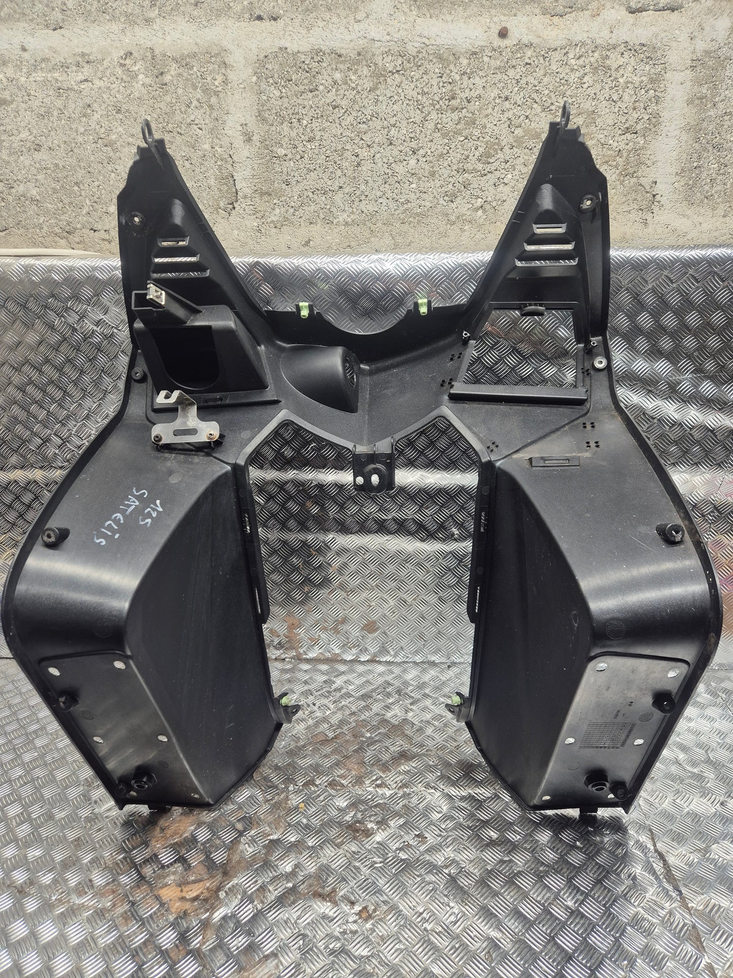 Tablier PEUGEOT 125 SATELIS 2006-2011