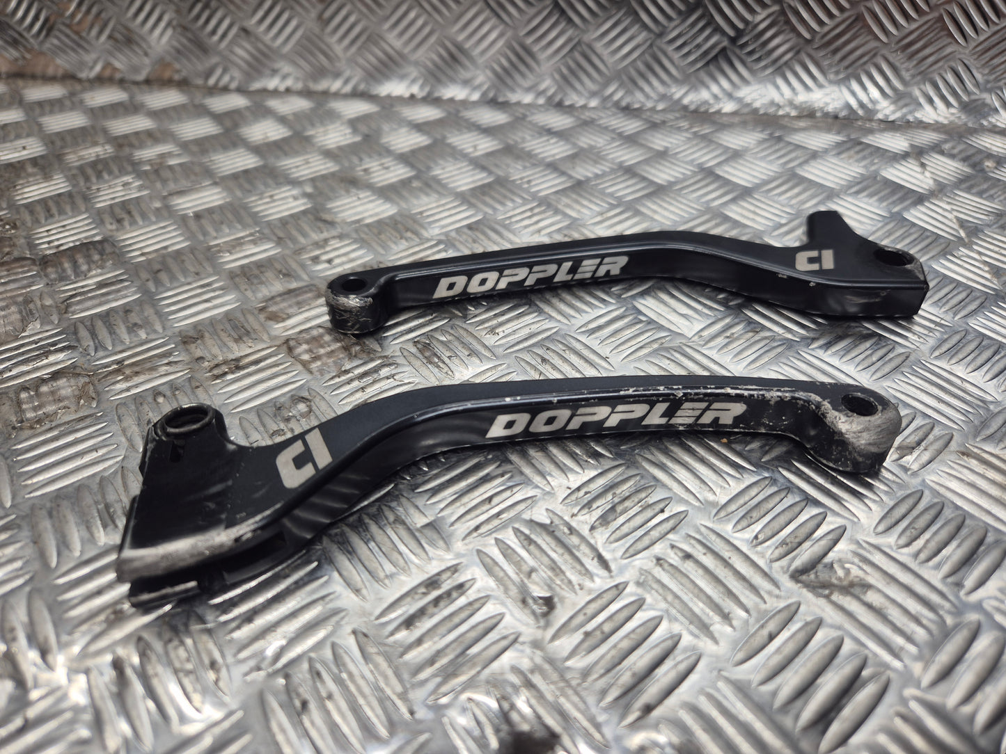 Paire de levier de frein DOPPLER MBK BOOSTER APRÈS 2004