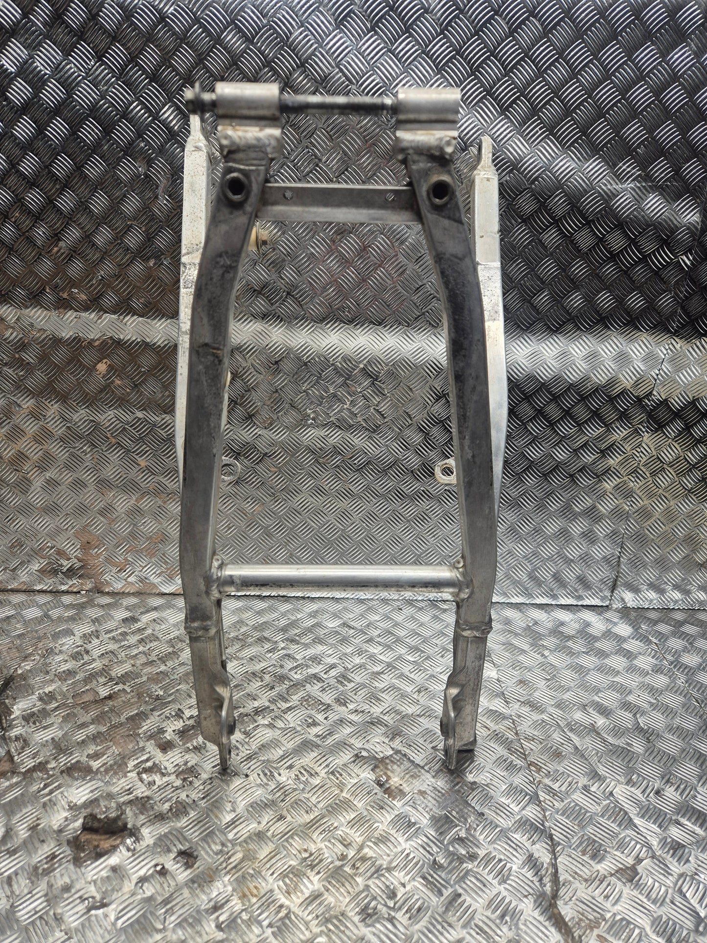 Boucle arrière YAMAHA 250 YZF 2006-2009