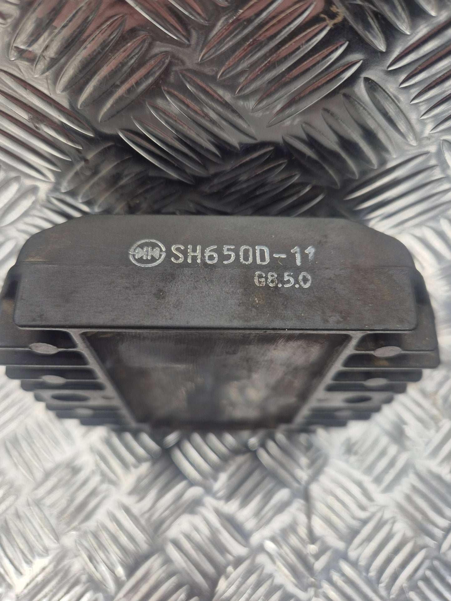 Régulateur de tension YAMAHA 125 X-MAX 2006-2009