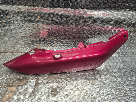 Coque arrière droite YAMAHA 600 DIVERSION 1999-2002