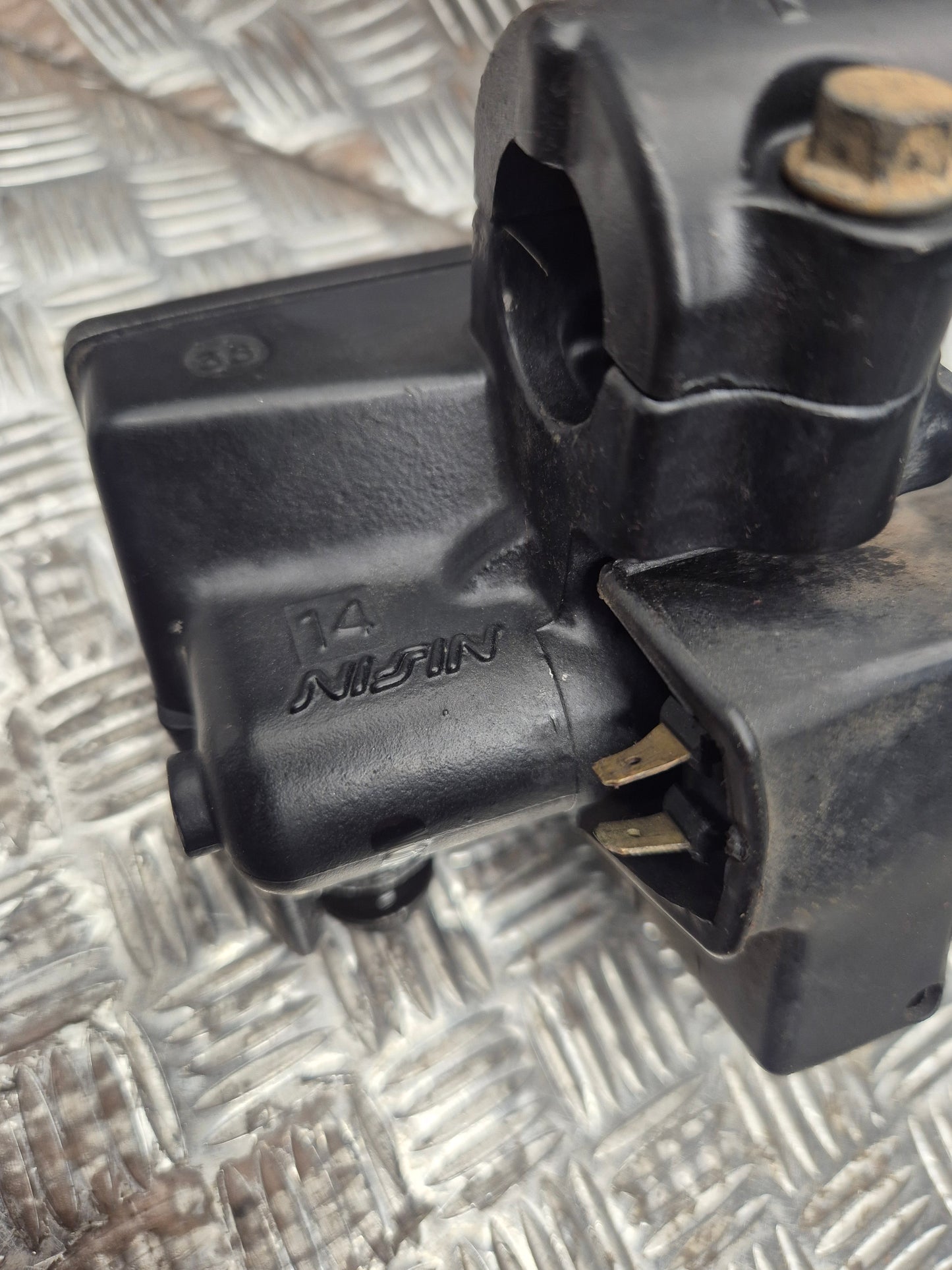 Maitre cylindre de frein avant HONDA FOURTRAX 350 RANCHER 4X4 2004-2006