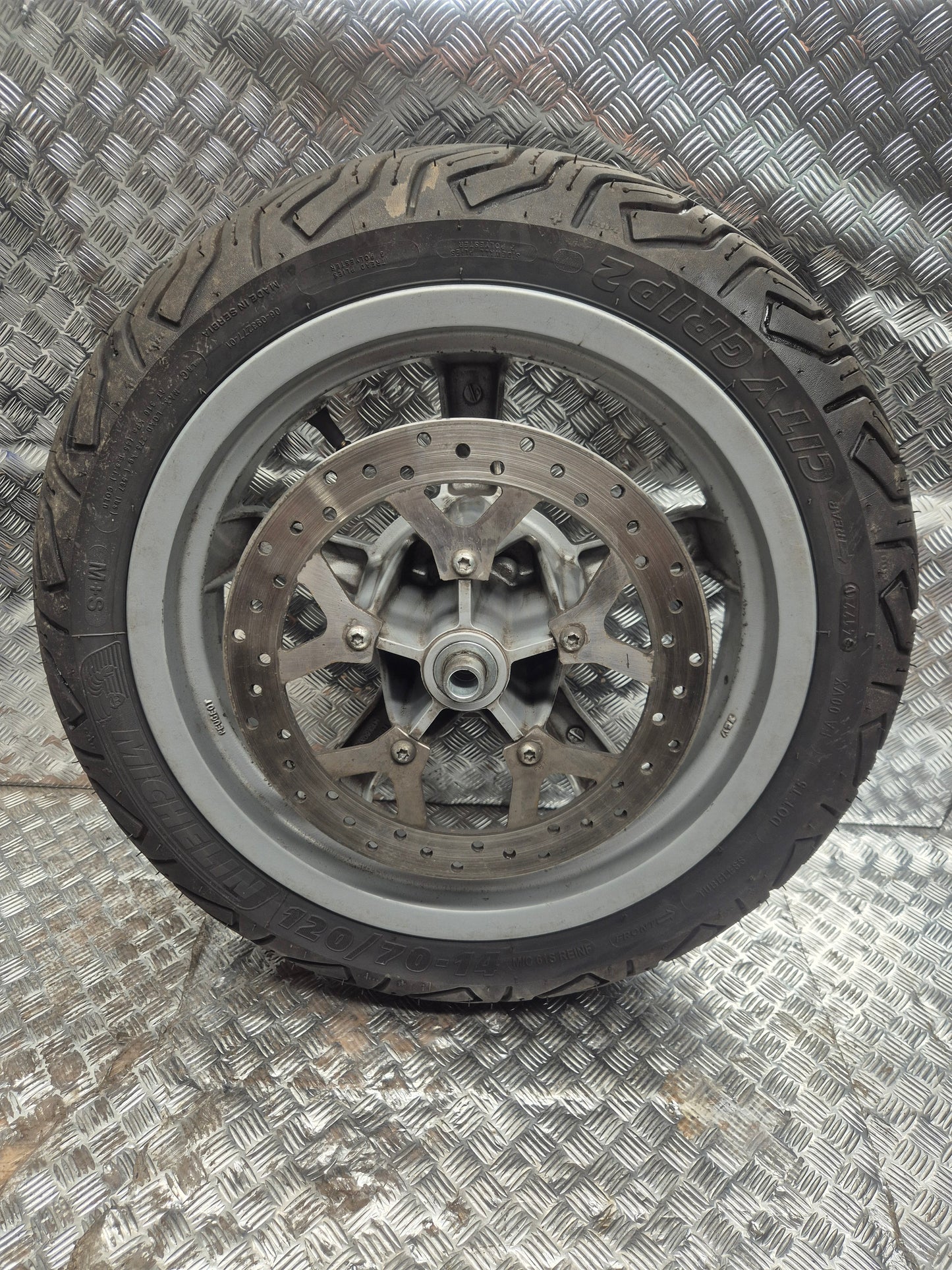 Jante avant PEUGEOT 125 SATELIS 2007-2011