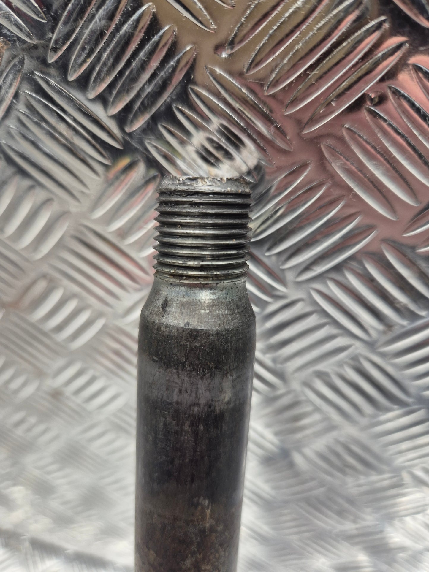 Axe de roue avant YAMAHA 250 yzf 2006-2009