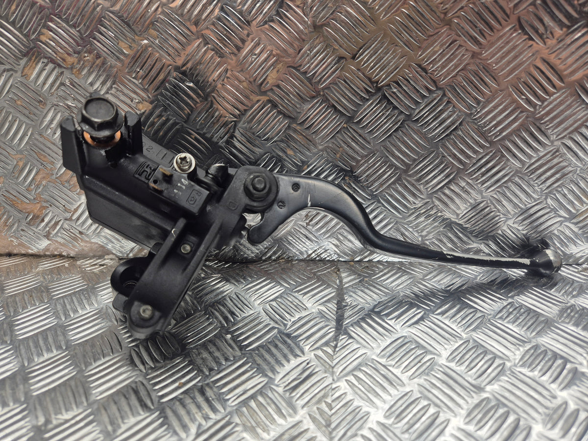 Maitre cylindre de frein arrière YAMAHA 125 X-MAX 2006-2009