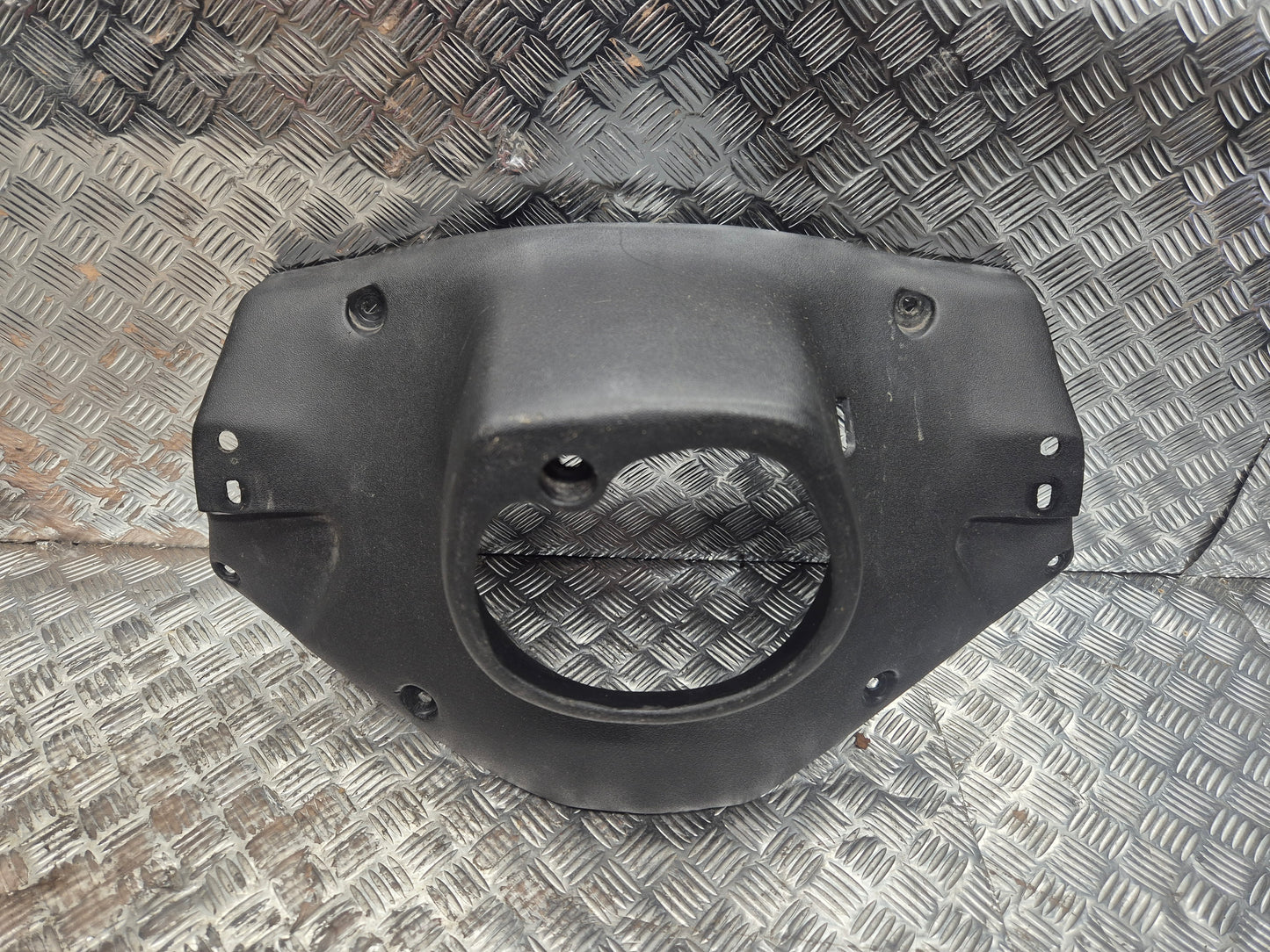 Couvre guidon inférieur KEEWAY 50 F-ACT 2006-2011