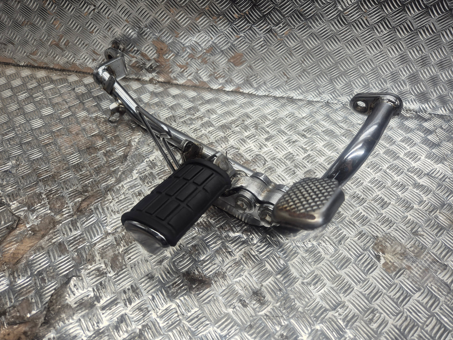 Bloc repose Pieds droit YAMAHA 535 VIRAGO 1989