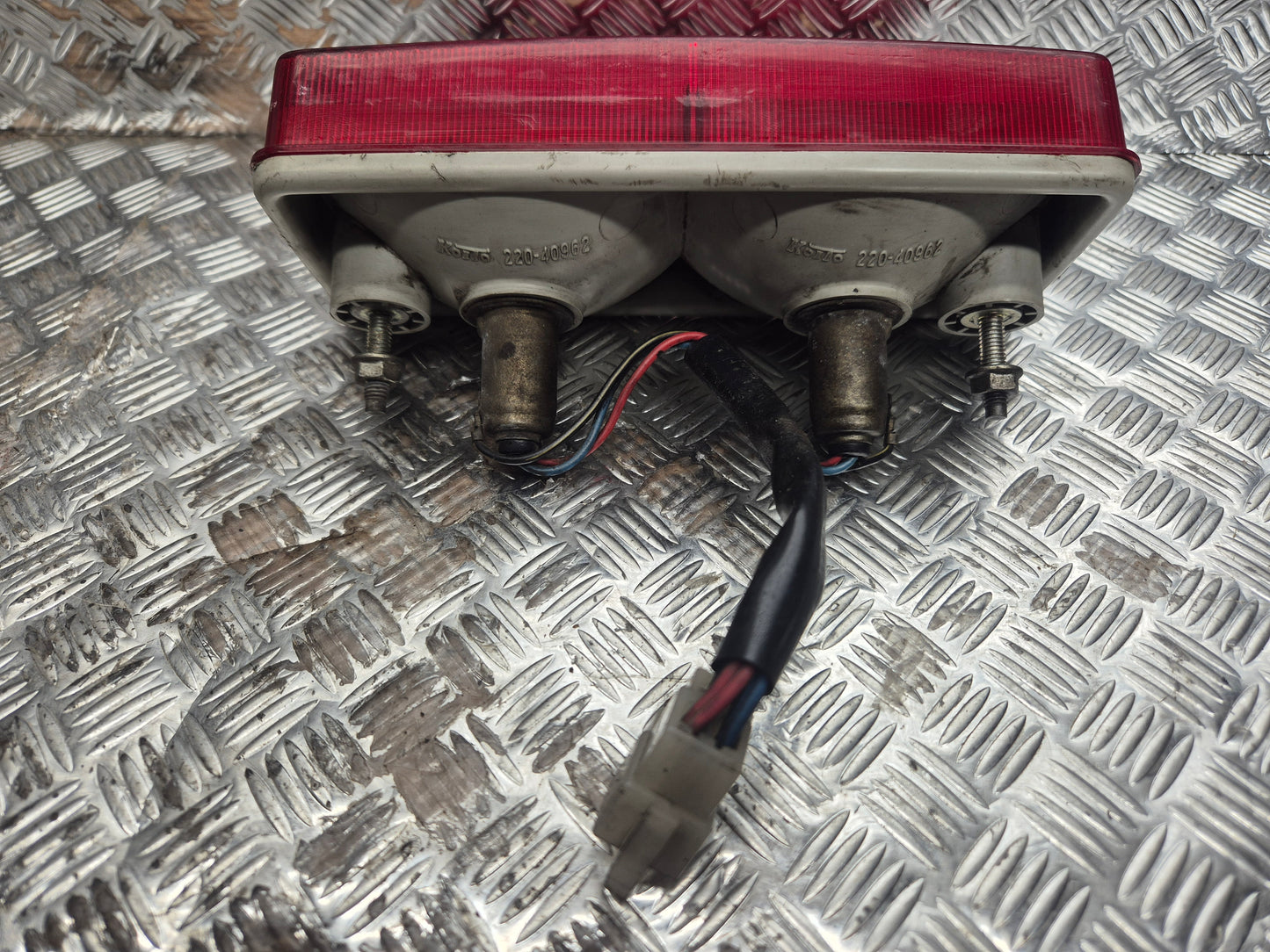 Feu arriere KAWASAKI GTR 1000 1986-1993 ZGT00A