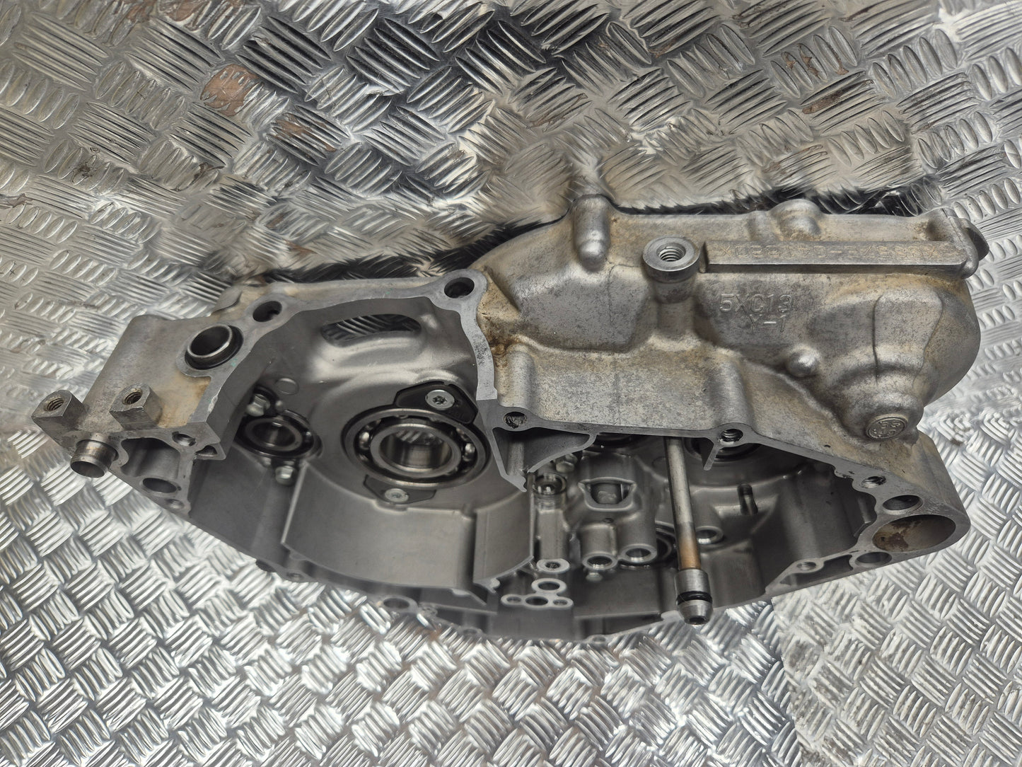 Carter moteur droit YAMAHA 250 YZF 2006/2013