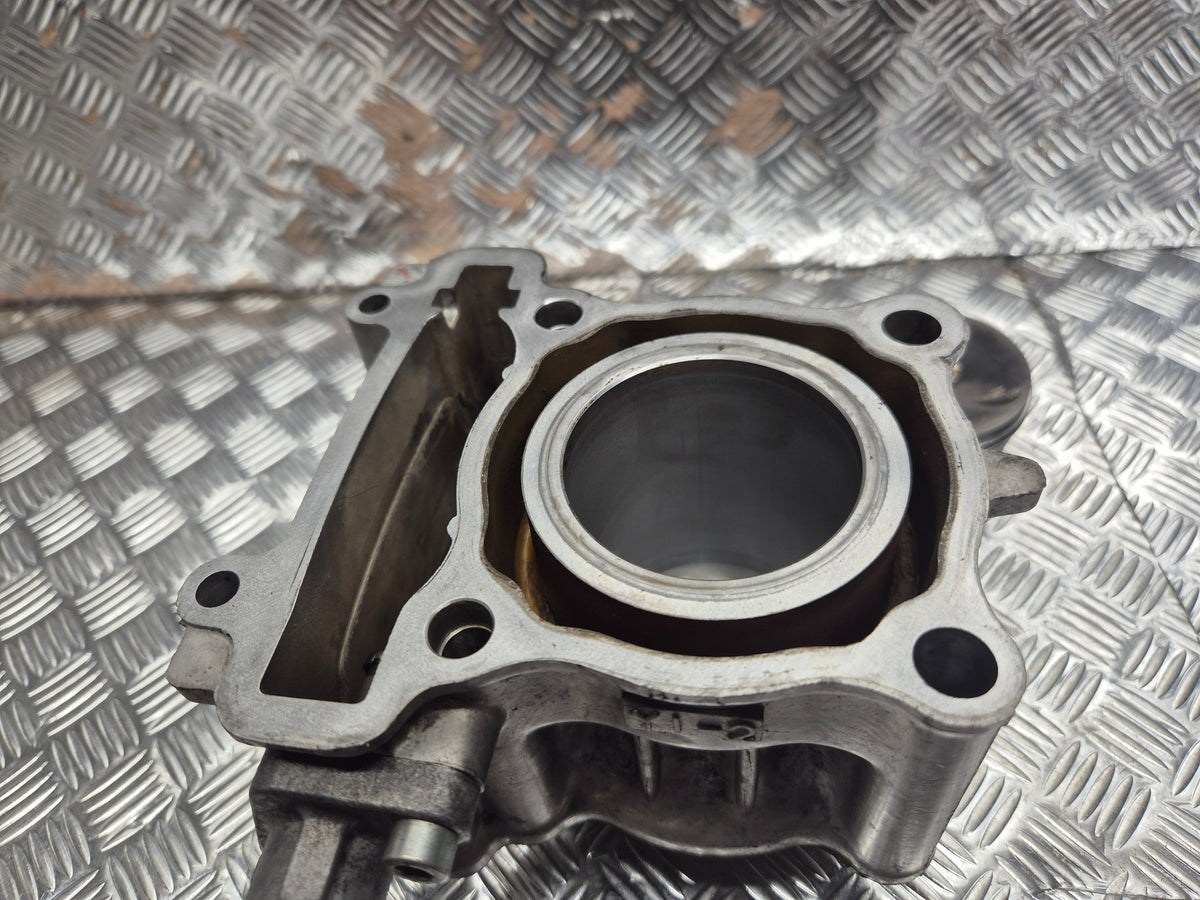 Cylindre YAMAHA 125 X-MAX 2006-2009