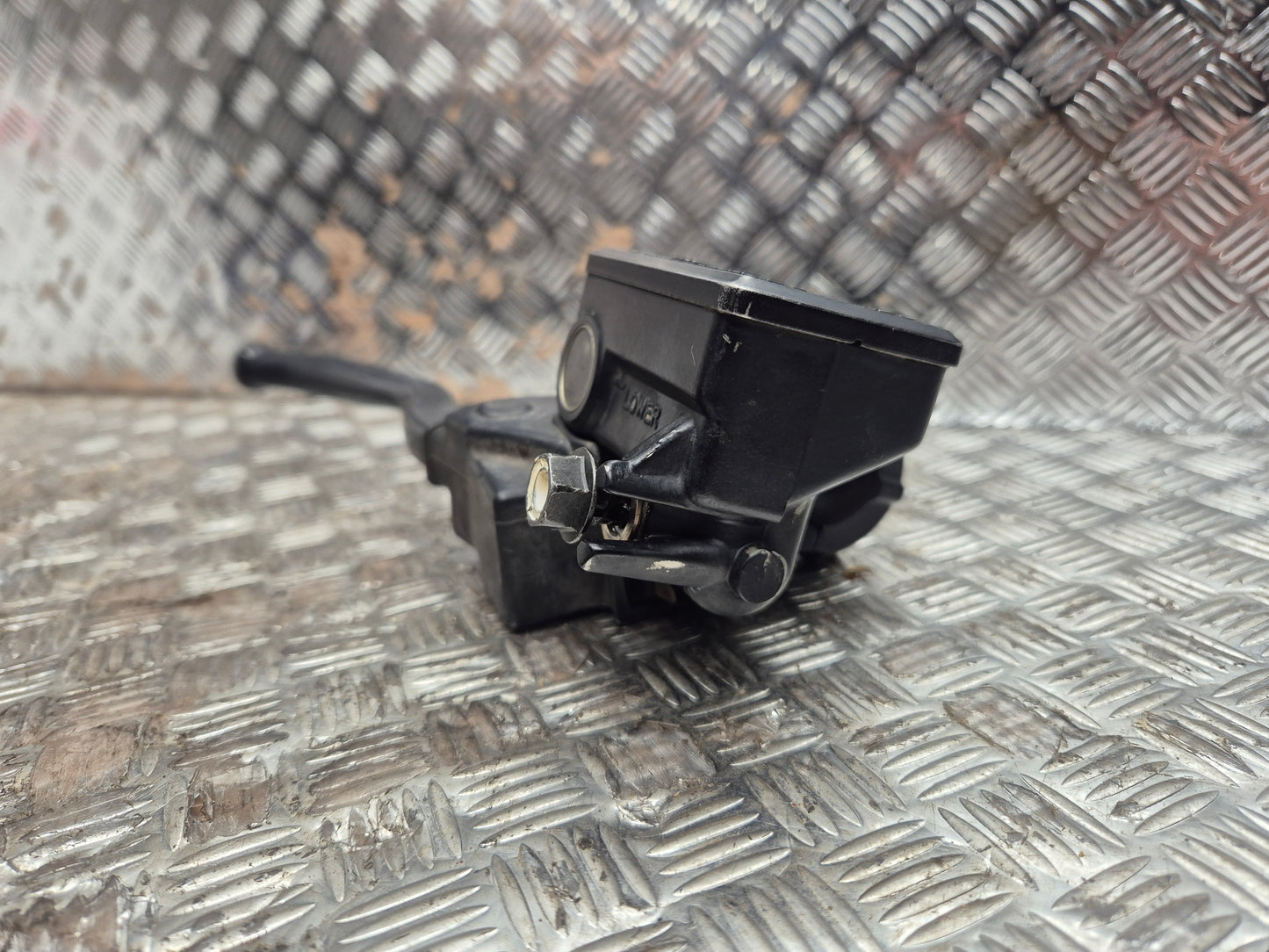 Maitre cylindre de frein avant HONDA FOURTRAX 350 RANCHER 4X4 2004-2006