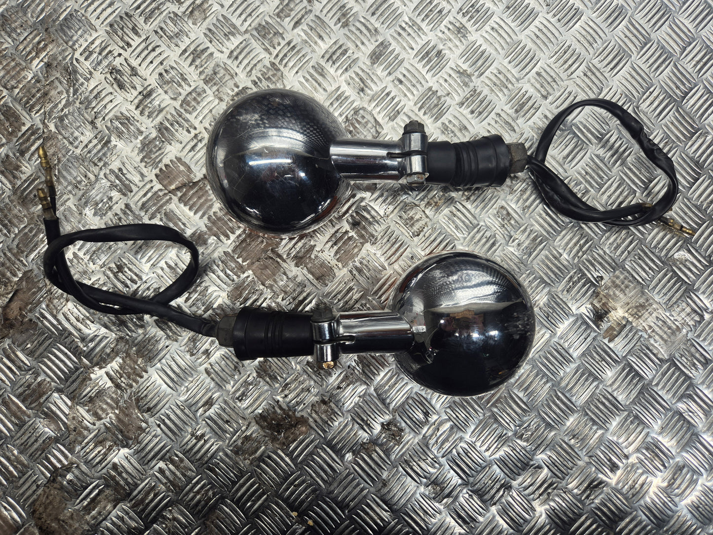 Clignotant arrière YAMAHA 535 VIRAGO 1989