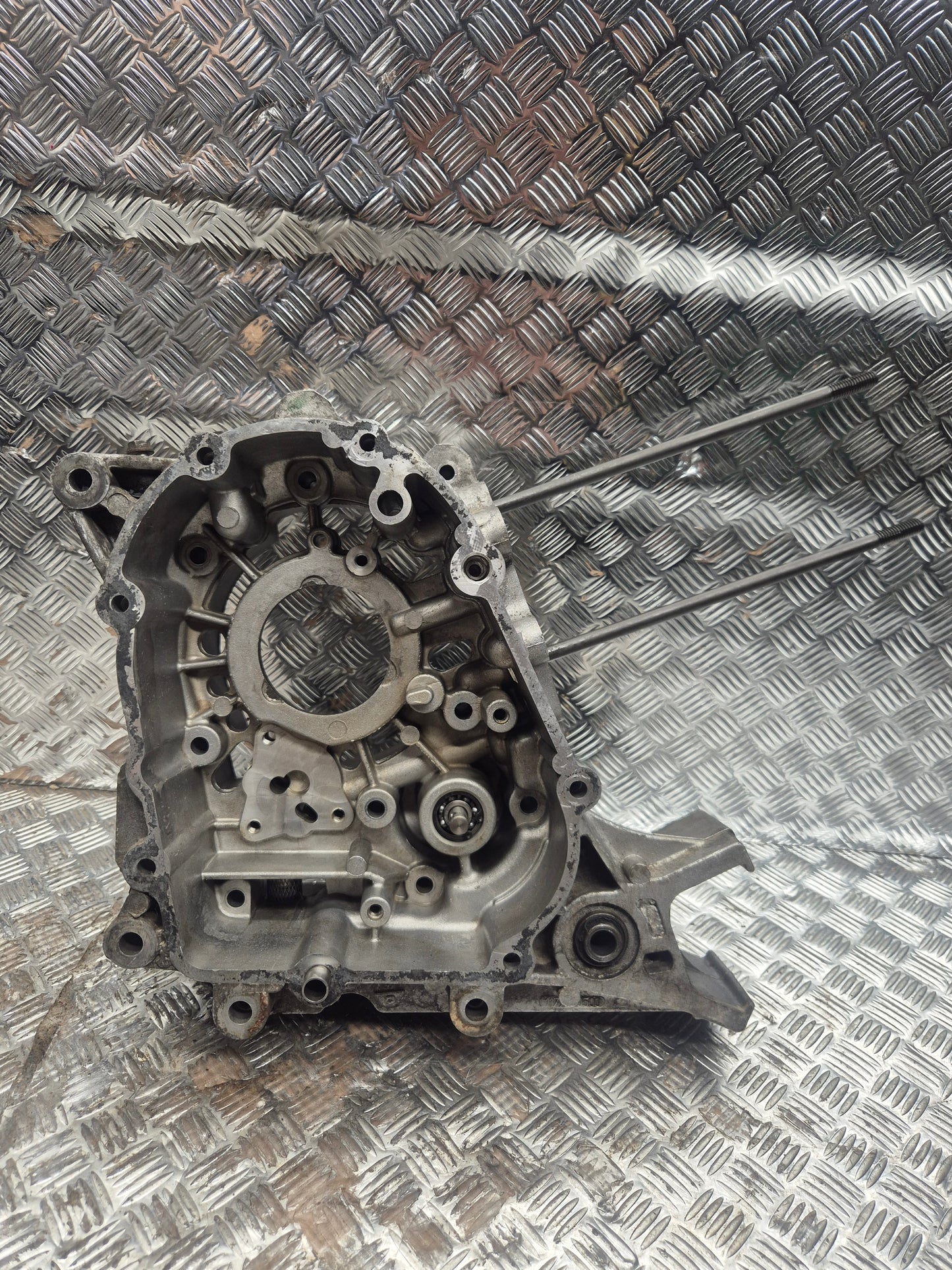 Carter moteur droit PEUGEOT 125 SATELIS 2007-2011