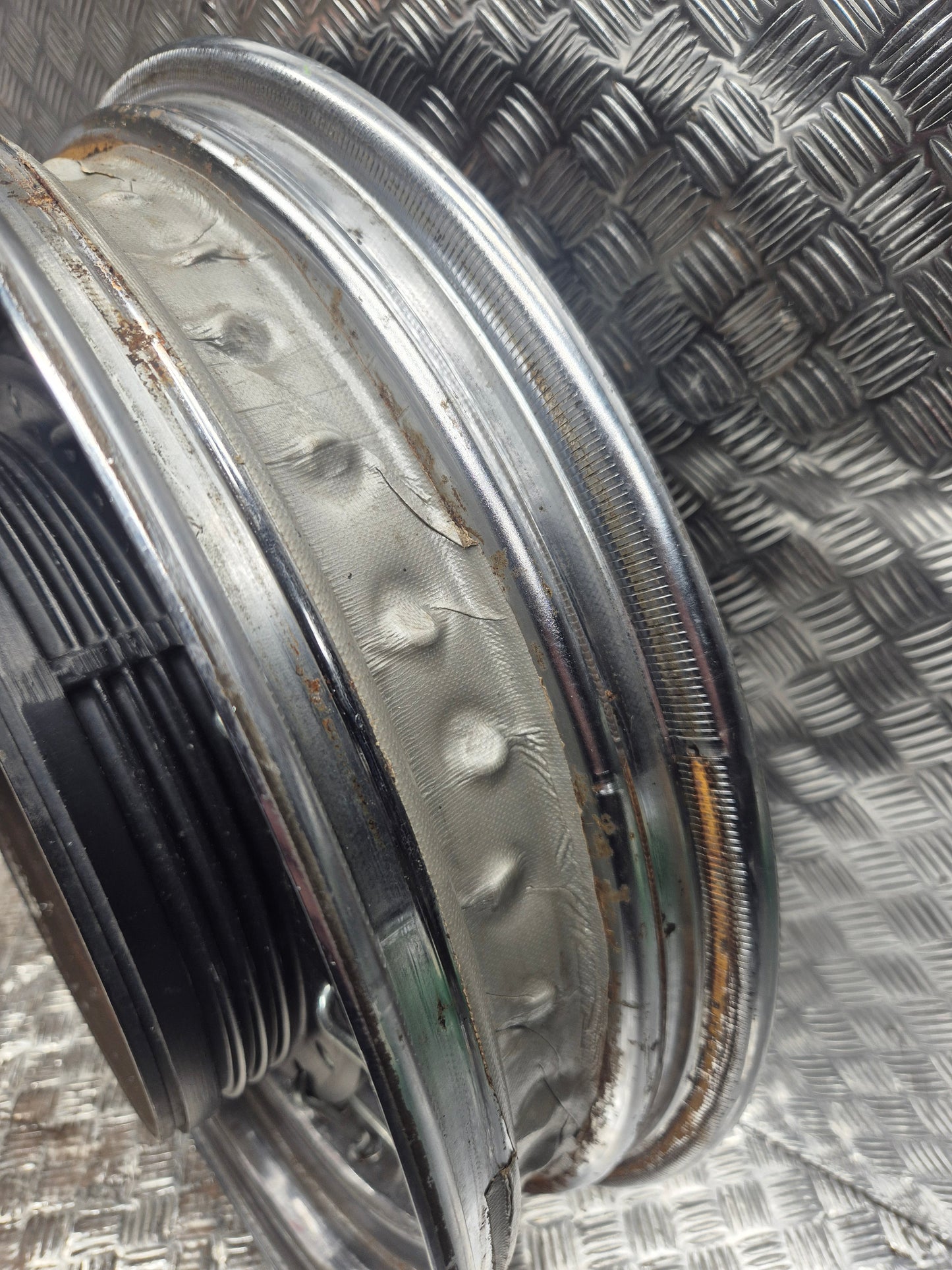 Jante arrière YAMAHA 535 VIRAGO 1989