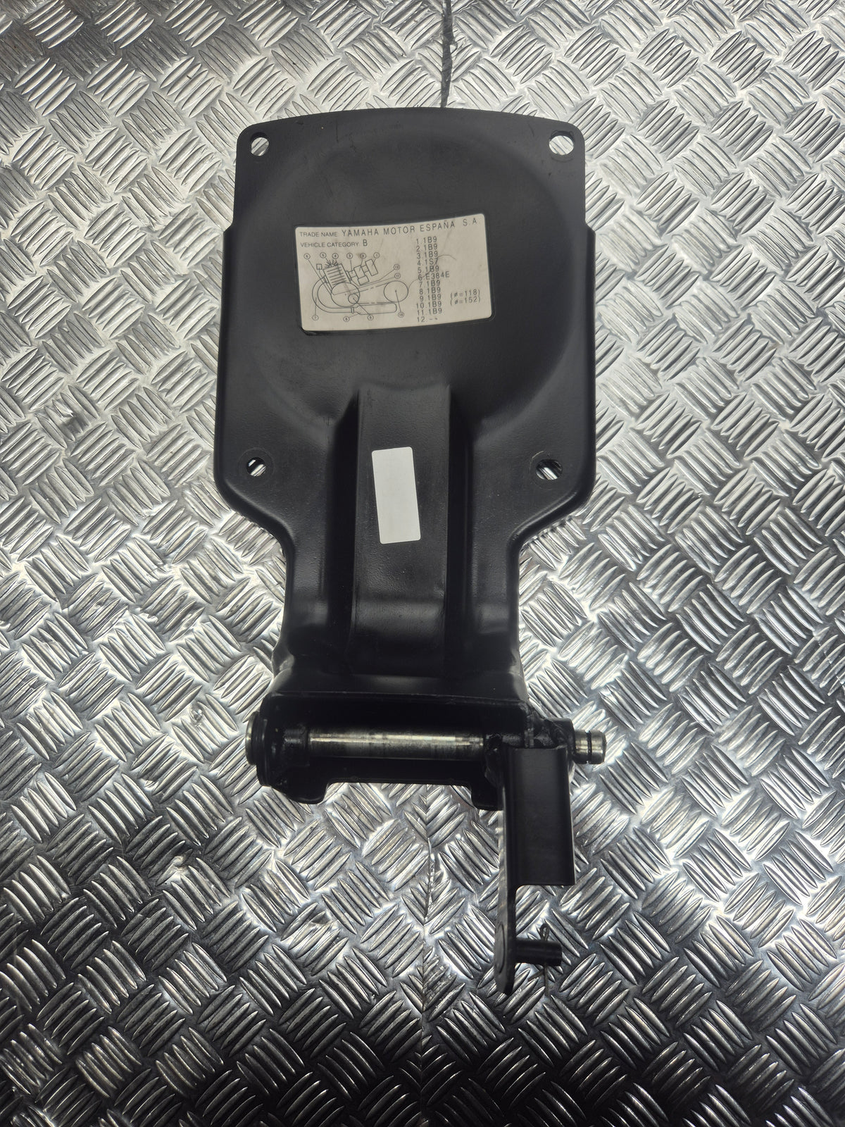 Support de selle YAMAHA 125 X-MAX 2006-2009